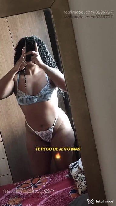 Acompanhante mulher morena (o) de olhos castanhos em Ituiutaba - Julia Monteiro