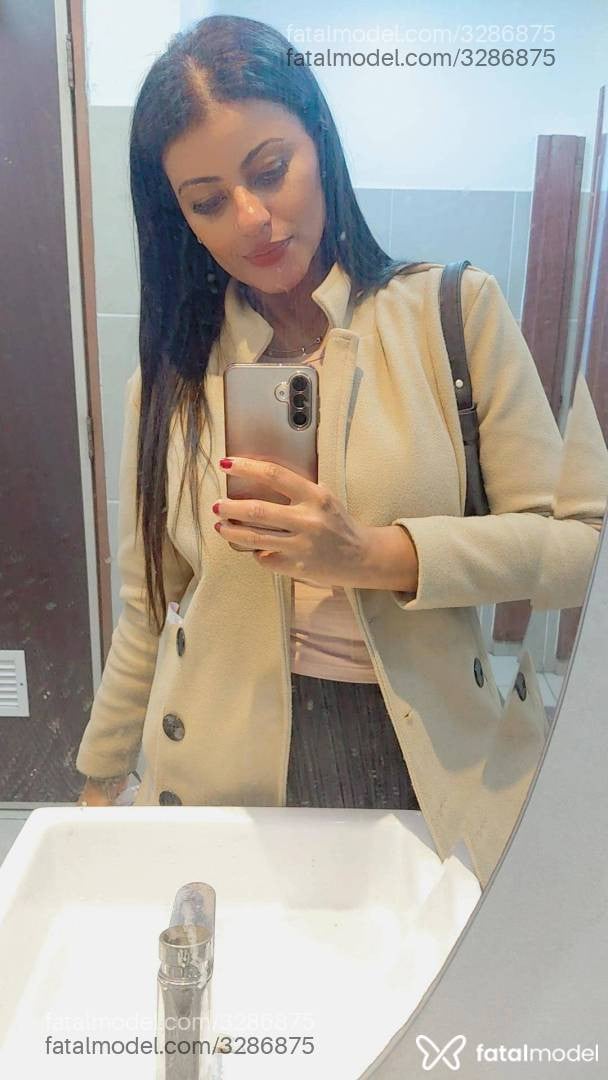 Acompanhante mulher morena (o) de olhos castanhos - Jessy