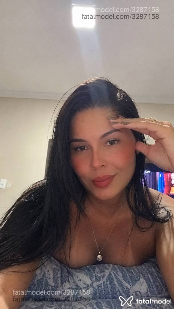 Acompanhante mulher morena (o) de olhos castanhos - Vanessa Dantas