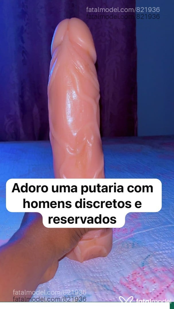 Acompanhante mulher morena (o) de olhos pretos - Pérola Negra