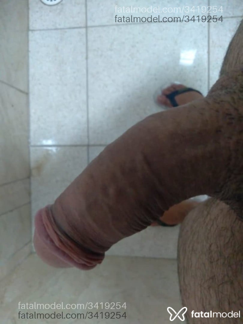 Acompanhante homem com cabelo castanho de olhos castanhos - Rômulo Falcão