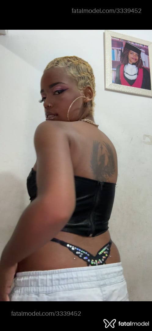 Acompanhante mulher com cabelo castanho de olhos castanhos - Kysha