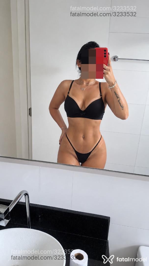 Acompanhante mulher morena (o) de olhos castanhos - Mirelly Beltrão