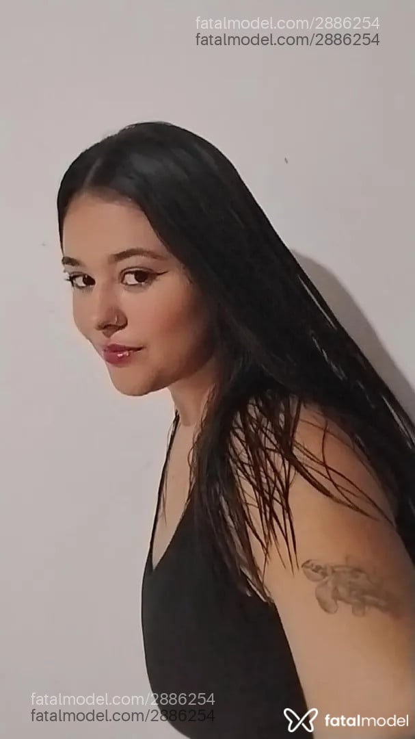 Acompanhante mulher com cabelo castanho de olhos castanhos - Sandra