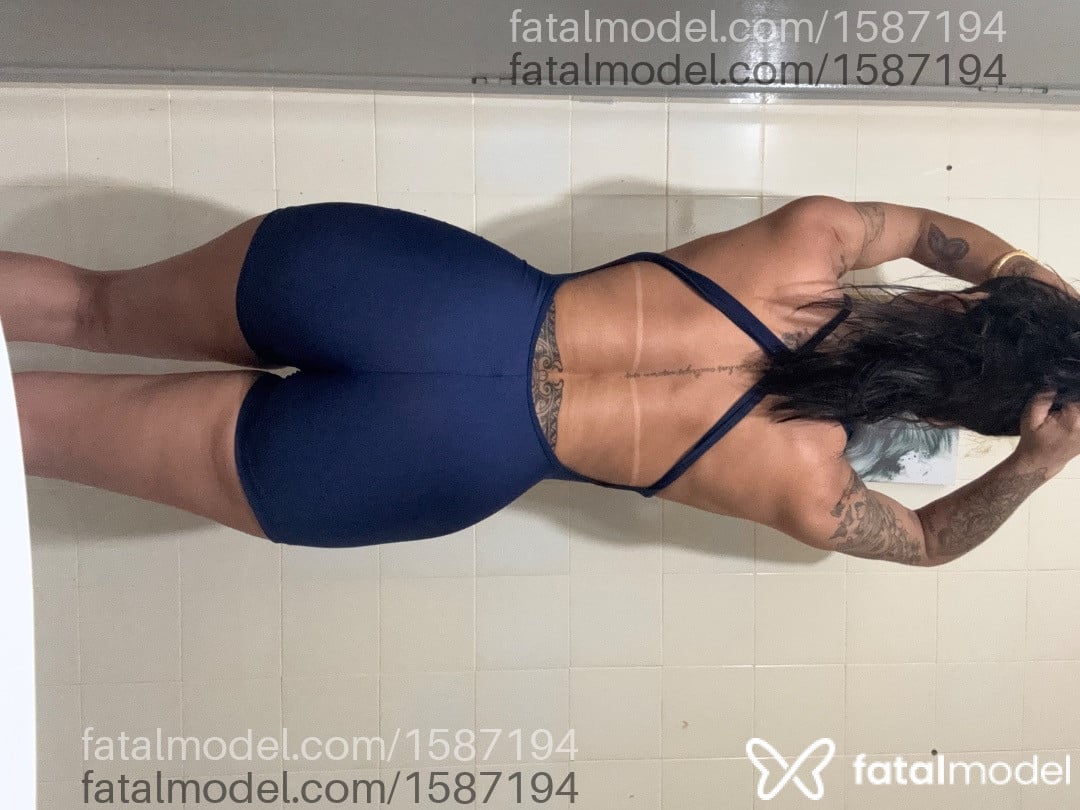 Acompanhante mulher morena (o) de olhos mel - Sheila Ferraz