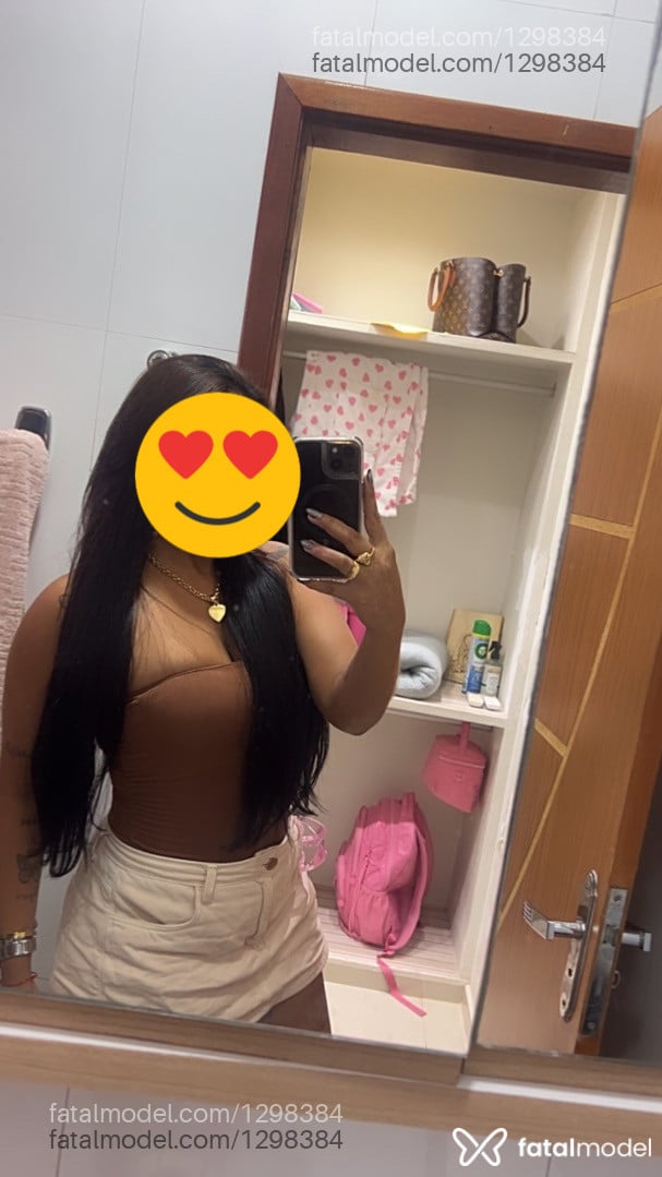 Acompanhante mulher morena (o) de olhos castanhos - Thaís