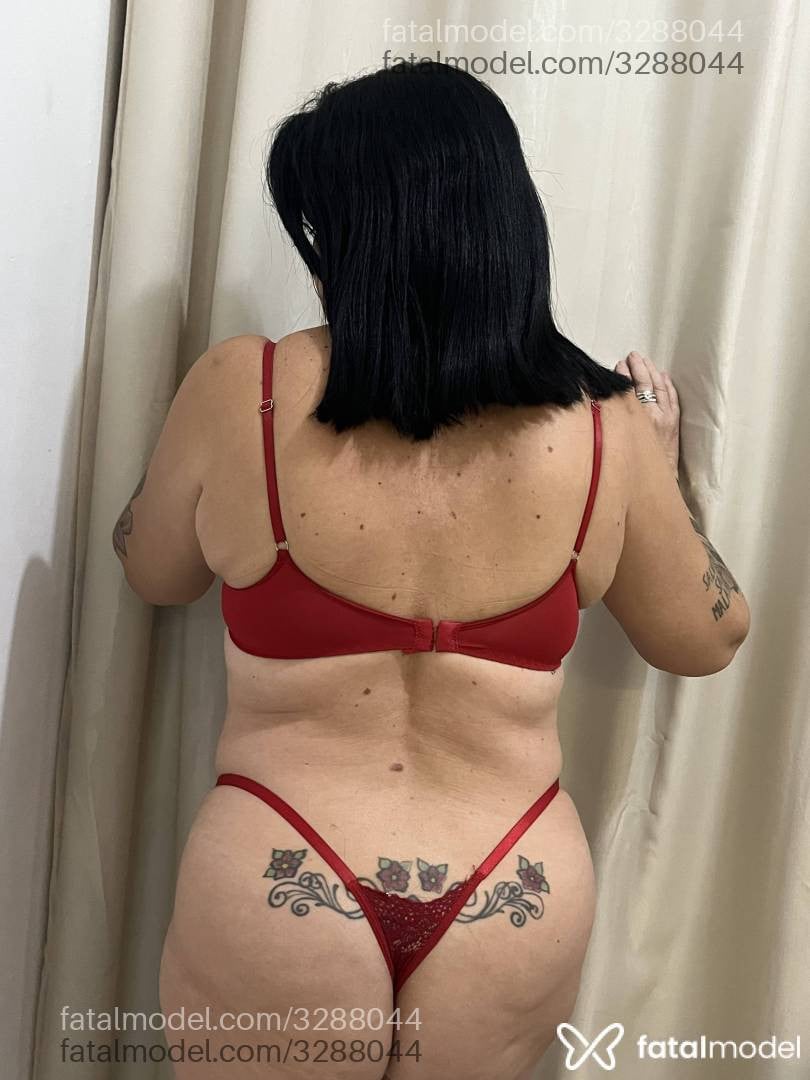 Acompanhante mulher morena (o) de olhos verdes em Virtual - Sara Santine