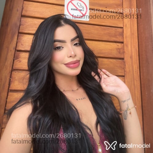 Acompanhante mulher morena (o) de olhos castanhos - Jade