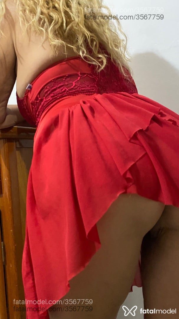 Acompanhante mulher loira (o) de olhos mel - Paula Acompanhante mulher loira (o) de olhos mel - Paula