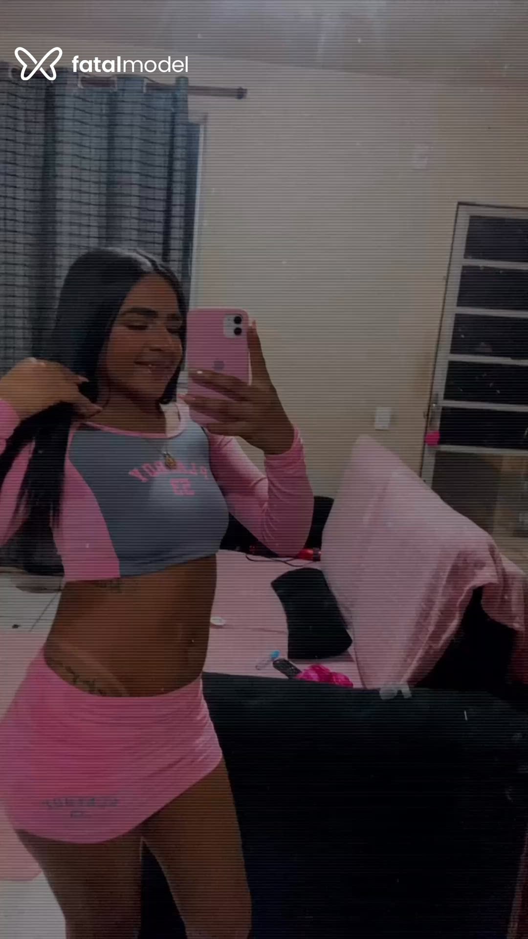 Acompanhante mulher morena (o) de olhos castanhos - Maitê Acompanhante mulher morena (o) de olhos castanhos - Maitê