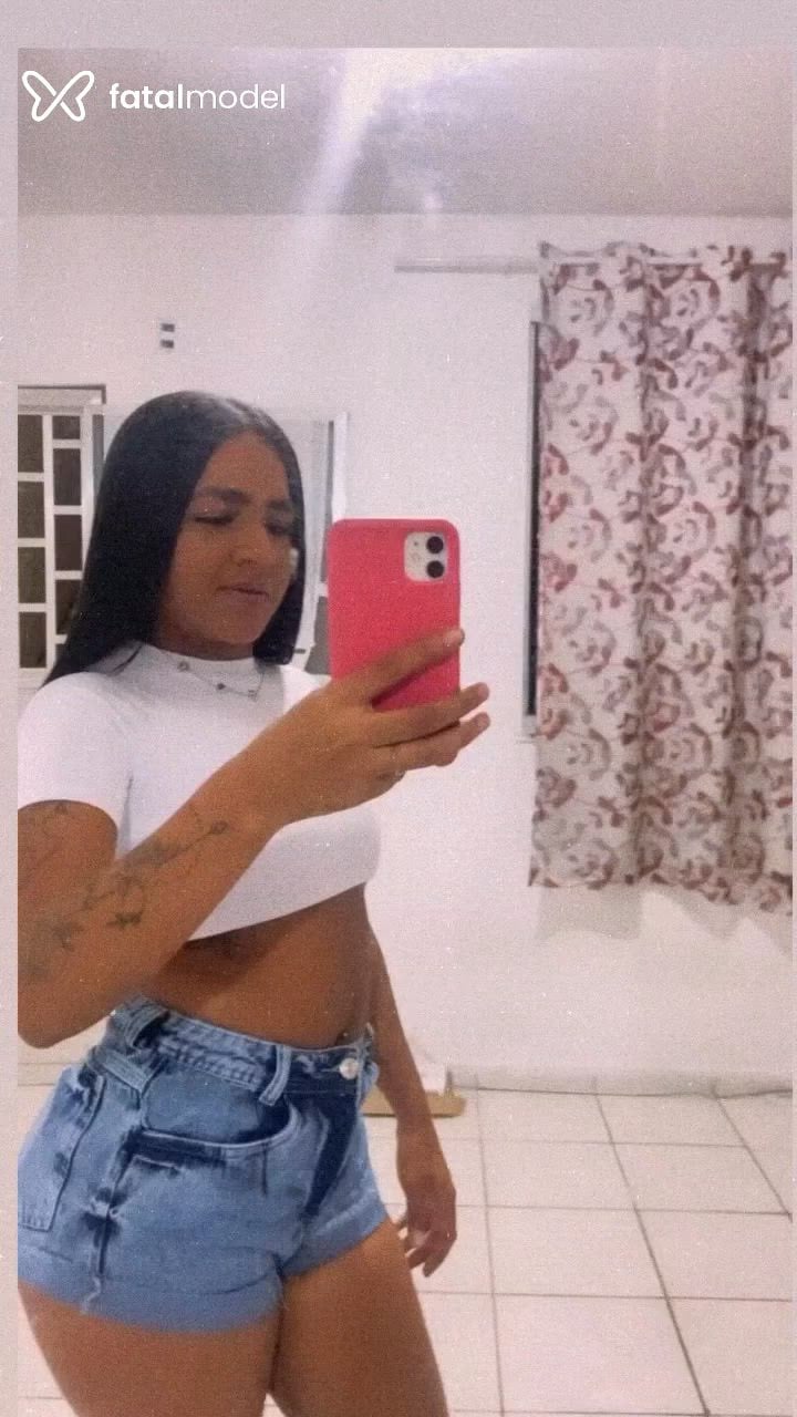 Acompanhante mulher morena (o) de olhos castanhos - Maitê Acompanhante mulher morena (o) de olhos castanhos - Maitê