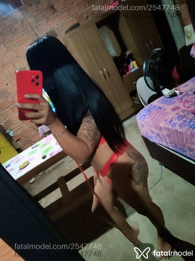Acompanhante mulher morena (o) de olhos pretos - Gostosaprofisional