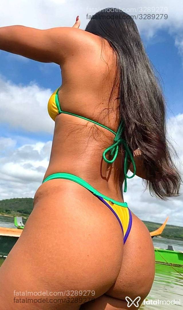 Acompanhante mulher morena (o) de olhos castanhos em Goianésia - Scarlett