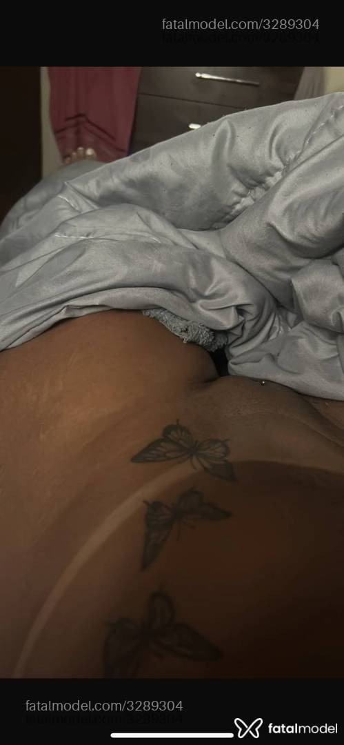 Acompanhante mulher morena (o) de olhos castanhos - Alicia