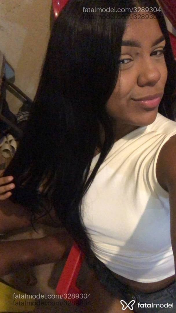 Acompanhante mulher morena (o) de olhos castanhos - Alicia
