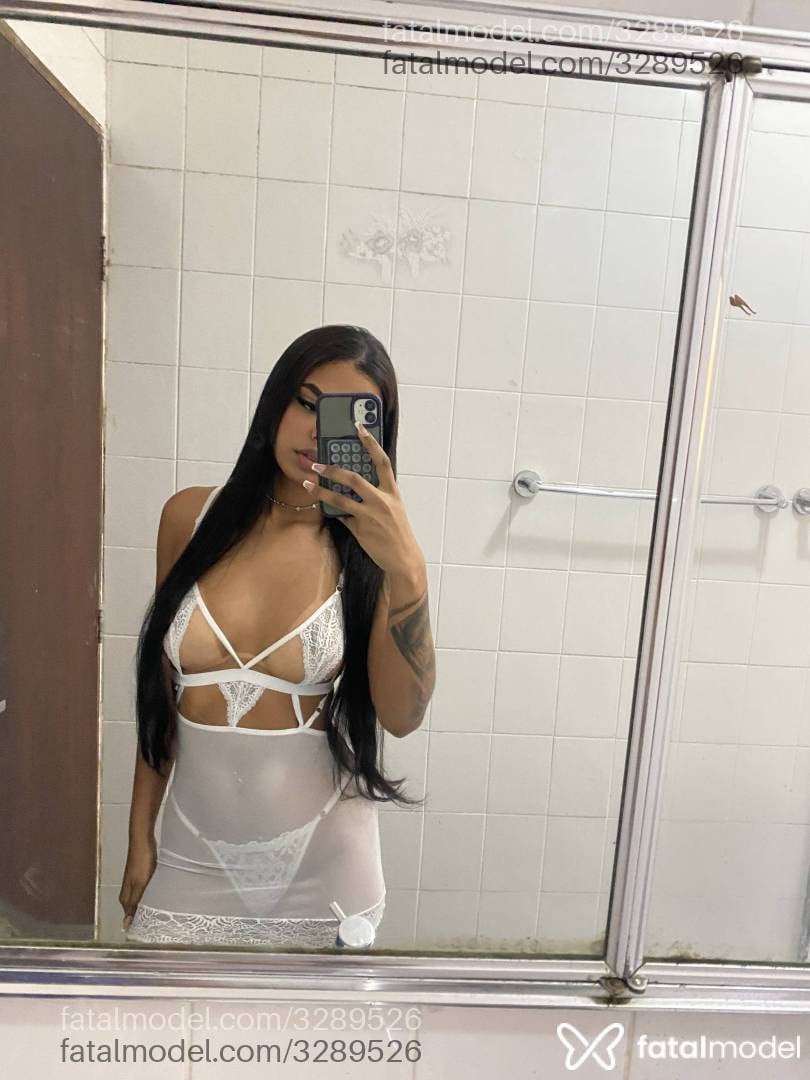 Acompanhante mulher morena (o) de olhos pretos - Nathalia Mendes
