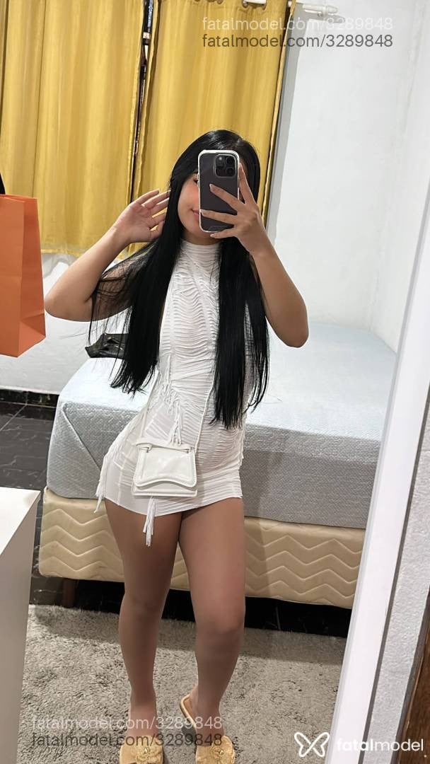Acompanhante mulher morena (o) de olhos pretos - Fernanda