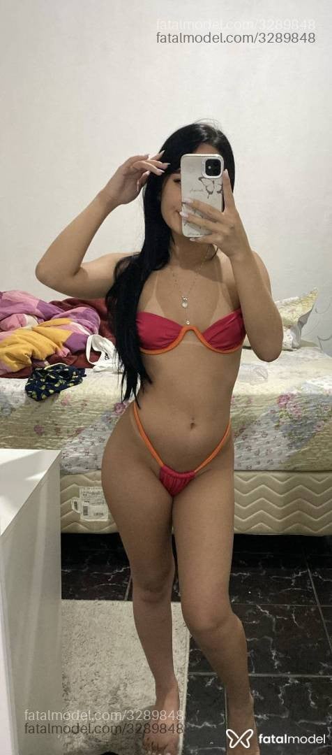 Acompanhante mulher morena (o) de olhos pretos em João Monlevade - Fernanda Lopes