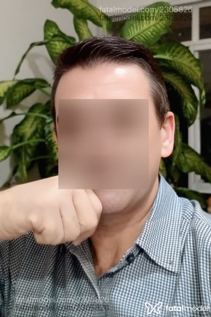 Acompanhante homem com cabelo castanho de olhos castanhos - Tony Merino