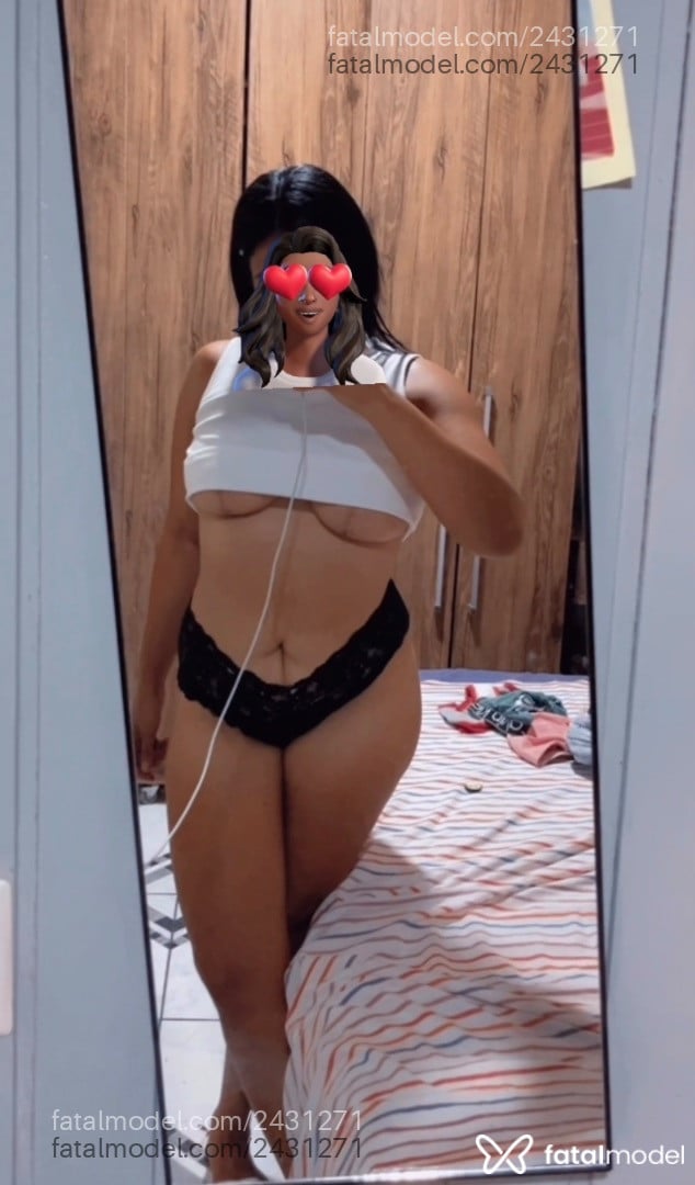 Acompanhante mulher morena (o) de olhos castanhos - Gabi