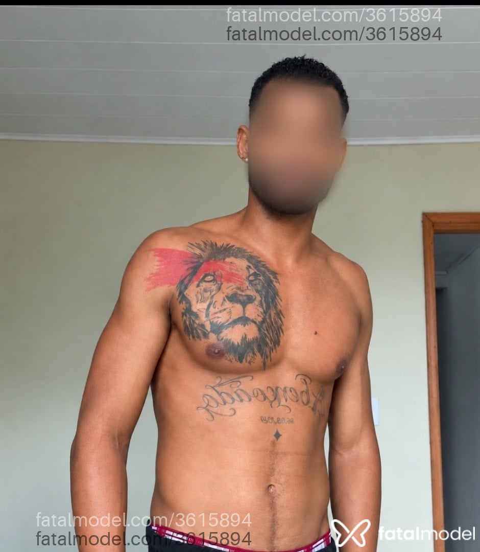 Acompanhante homem morena (o) de olhos castanhos - Matheus