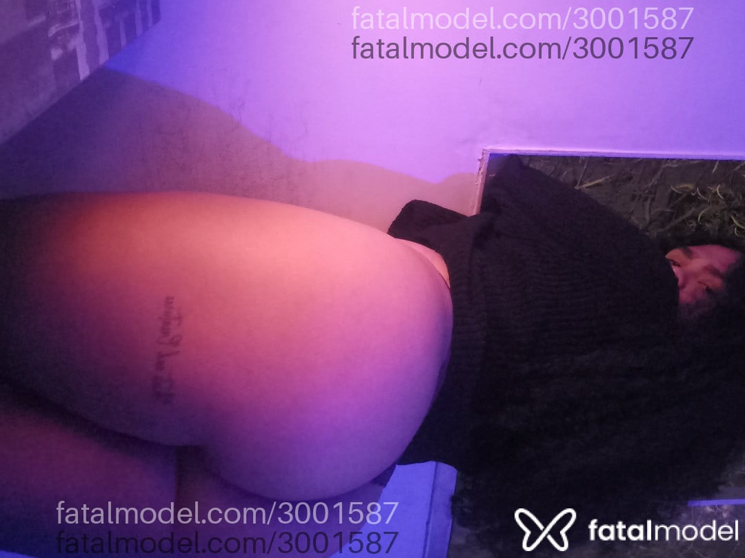Acompanhante mulher trans morena (o) de olhos castanhos - Luazinha