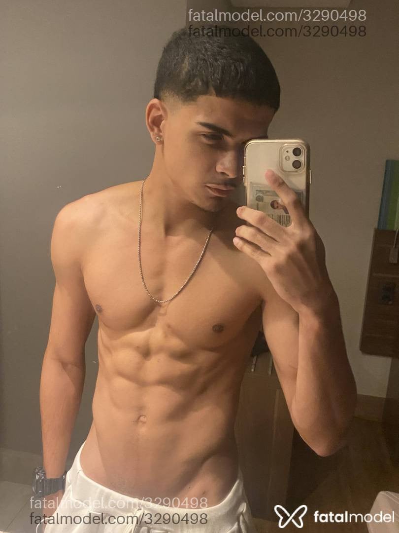 Acompanhante homem morena (o) de olhos pretos em Rio de Janeiro - Guizin