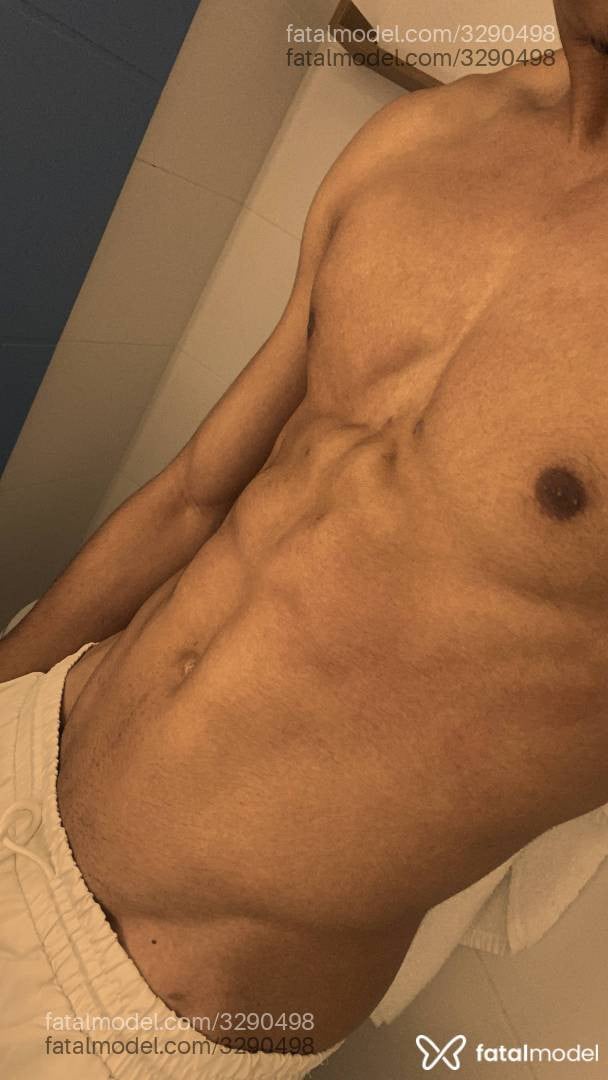 Acompanhante homem morena (o) de olhos pretos em Rio de Janeiro - Guizin