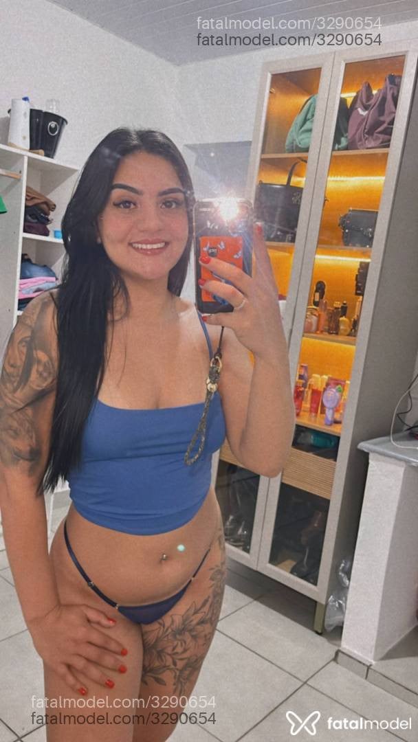 Acompanhante mulher morena (o) de olhos castanhos - Danielle Munhoz