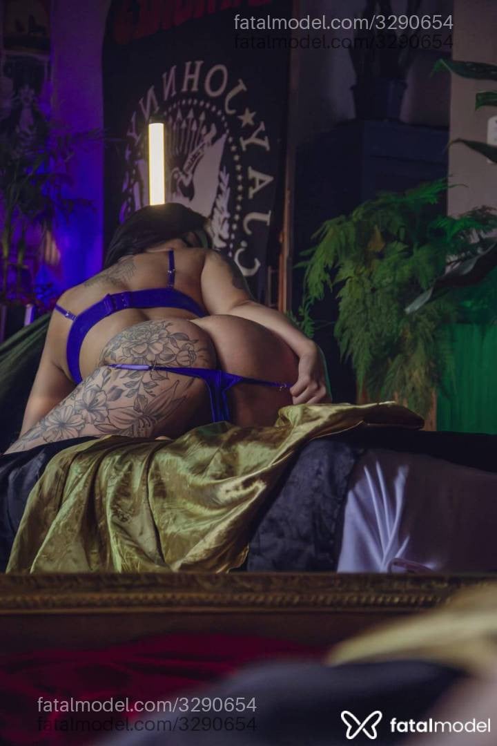 Acompanhante mulher morena (o) de olhos castanhos - Danielle Munhoz