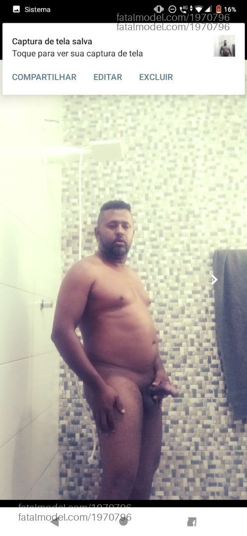 Acompanhante homem com cabelo castanho de olhos castanhos - Elias Ulysses