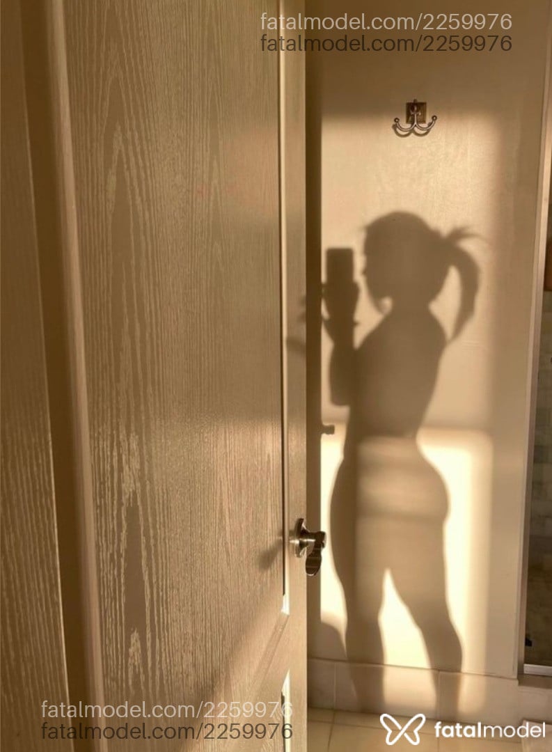 Acompanhante mulher com cabelo castanho de olhos pretos - Angel