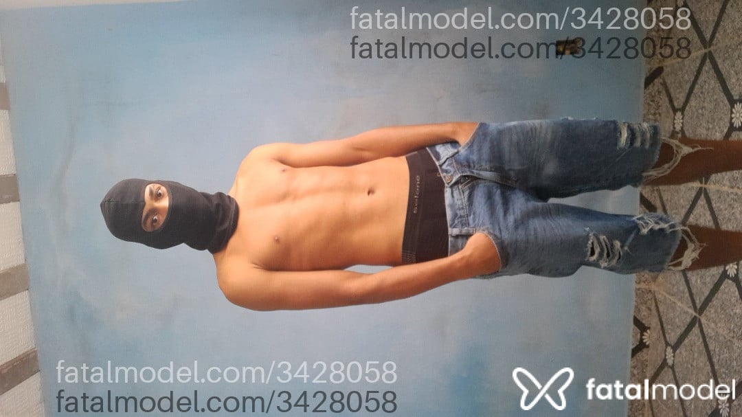Acompanhante homem morena (o) de olhos pretos - Mineirin