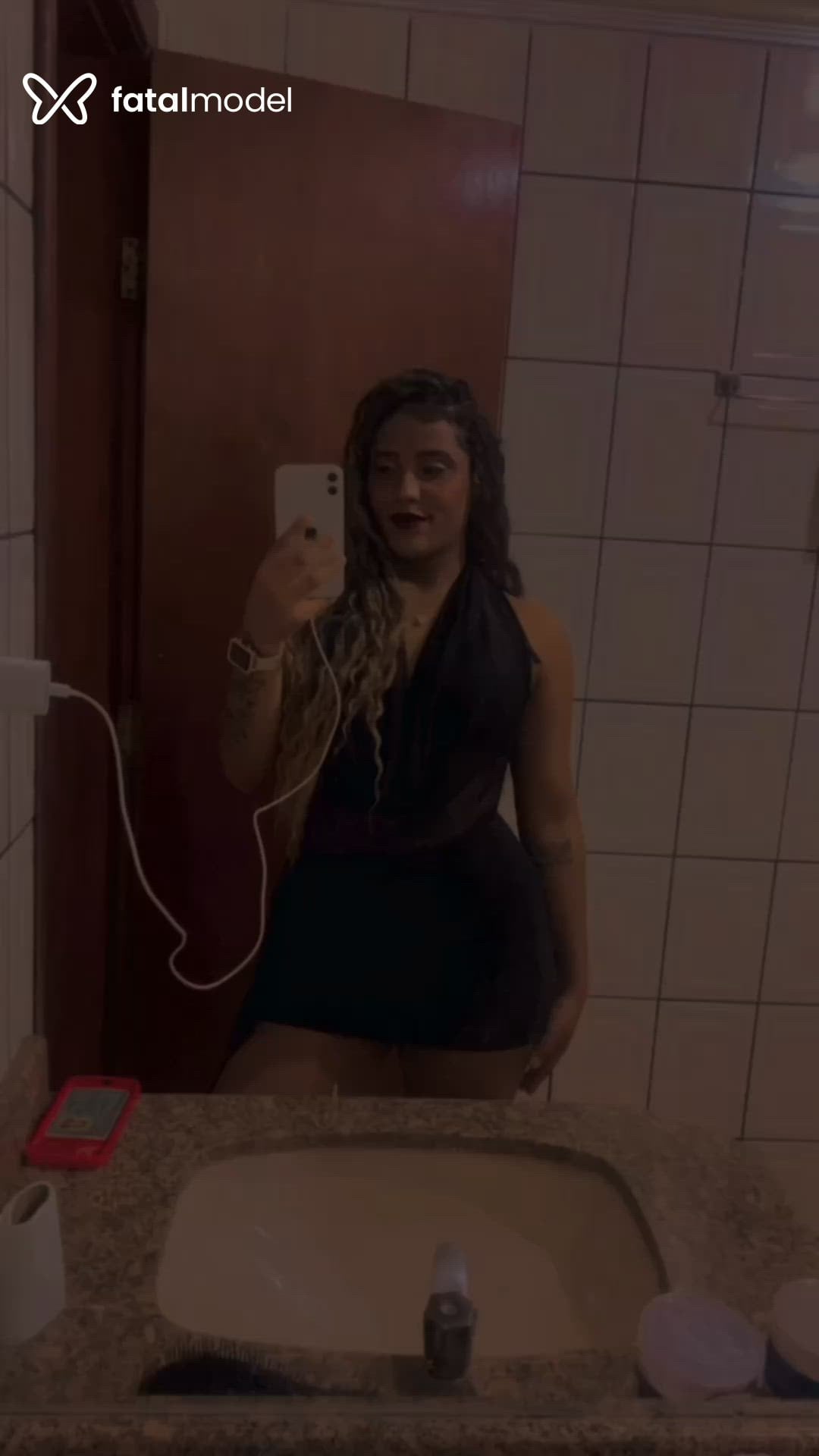 Acompanhante mulher morena (o) de olhos castanhos - Faby Acompanhante mulher morena (o) de olhos castanhos - Faby