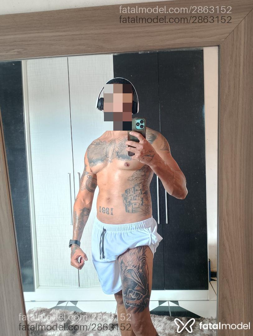 Acompanhante homem morena (o) de olhos pretos - Kayo