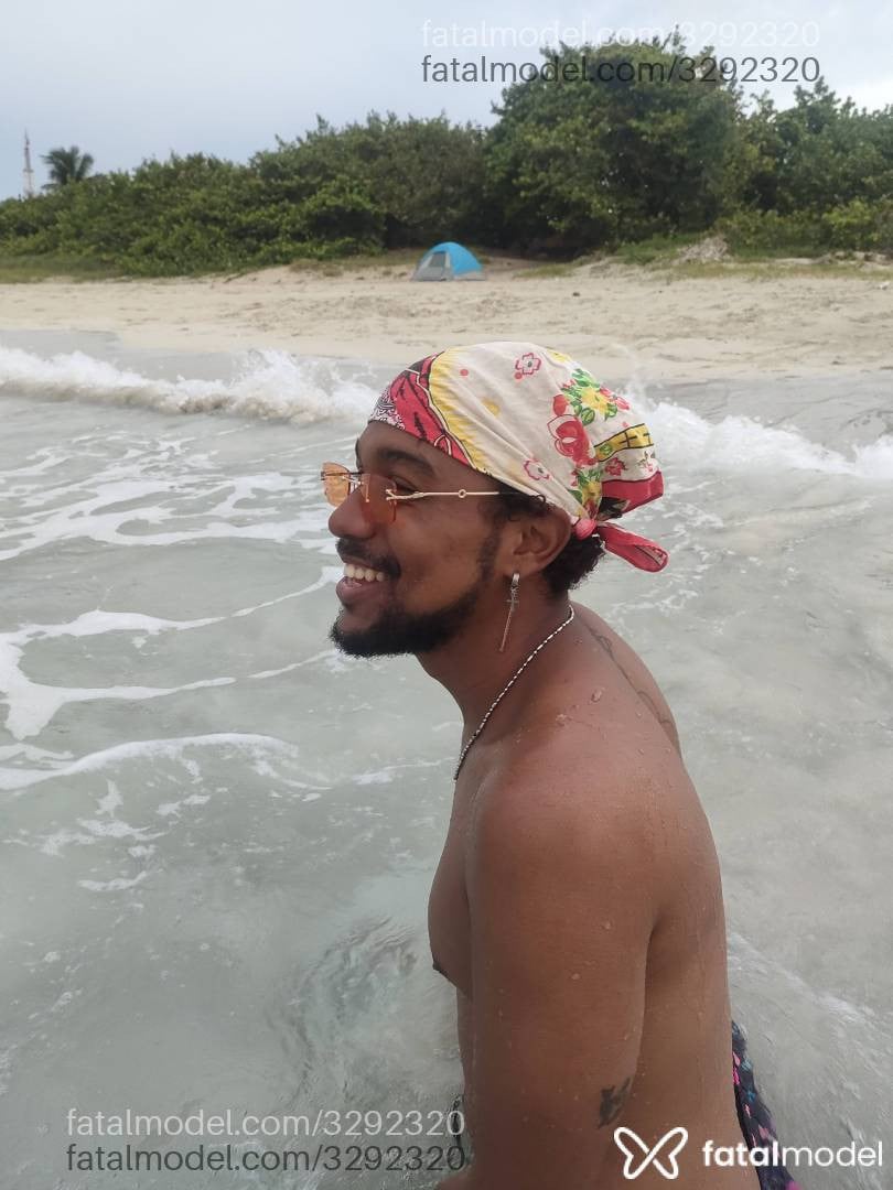 Acompanhante homem morena (o) de olhos pretos em Barra Velha Acompanhante homem morena (o) de olhos pretos em Barra Velha - Anthony