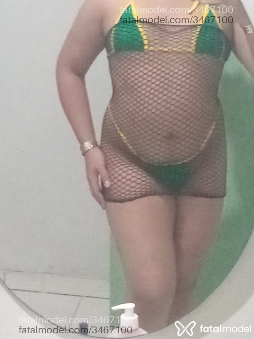 Acompanhante mulher trans morena (o) de olhos castanhos - Nathi Fernandes