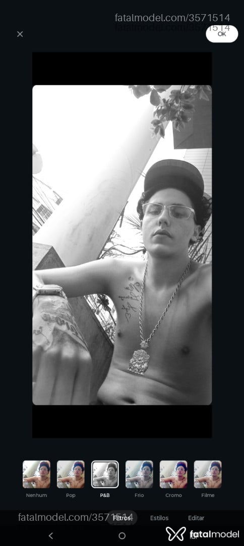 Acompanhante homem com cabelo castanho de olhos castanhos - Cabelin Love