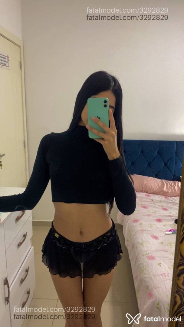 Acompanhante mulher morena (o) de olhos castanhos - Maitê Duarte