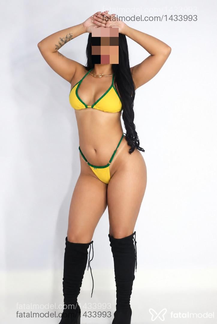 Acompanhante mulher morena (o) de olhos mel - Camila