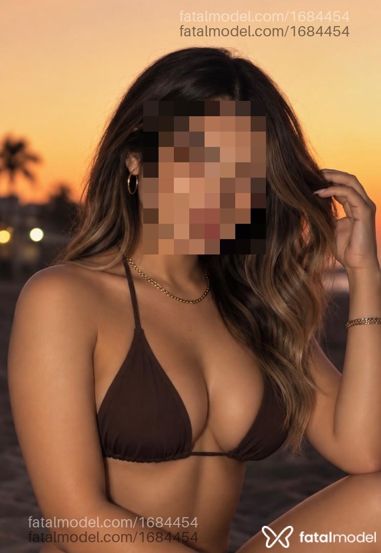 Acompanhante mulher com cabelo castanho de olhos castanhos - Mikaelly