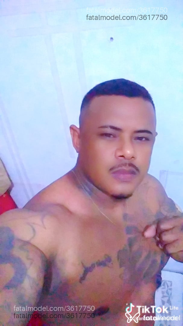 Acompanhante homem morena (o) de olhos castanhos - Tony Pereira
