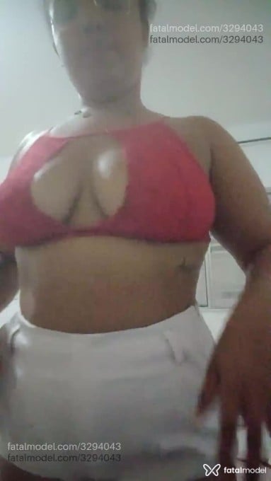 Acompanhante mulher morena (o) de olhos pretos - Kamily Acompanhante mulher morena (o) de olhos pretos - Kamily