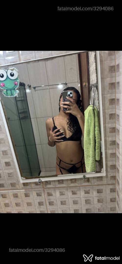 Acompanhante mulher morena (o) de olhos castanhos - Sabrina