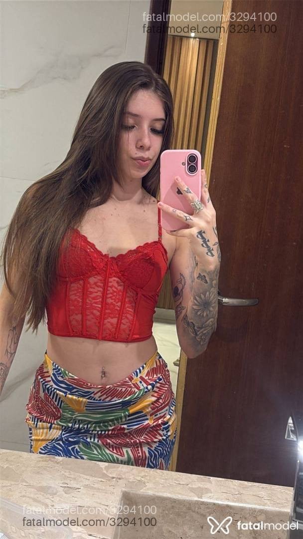 Acompanhante mulher loira (o) de olhos castanhos em Maceió - Mia Lex