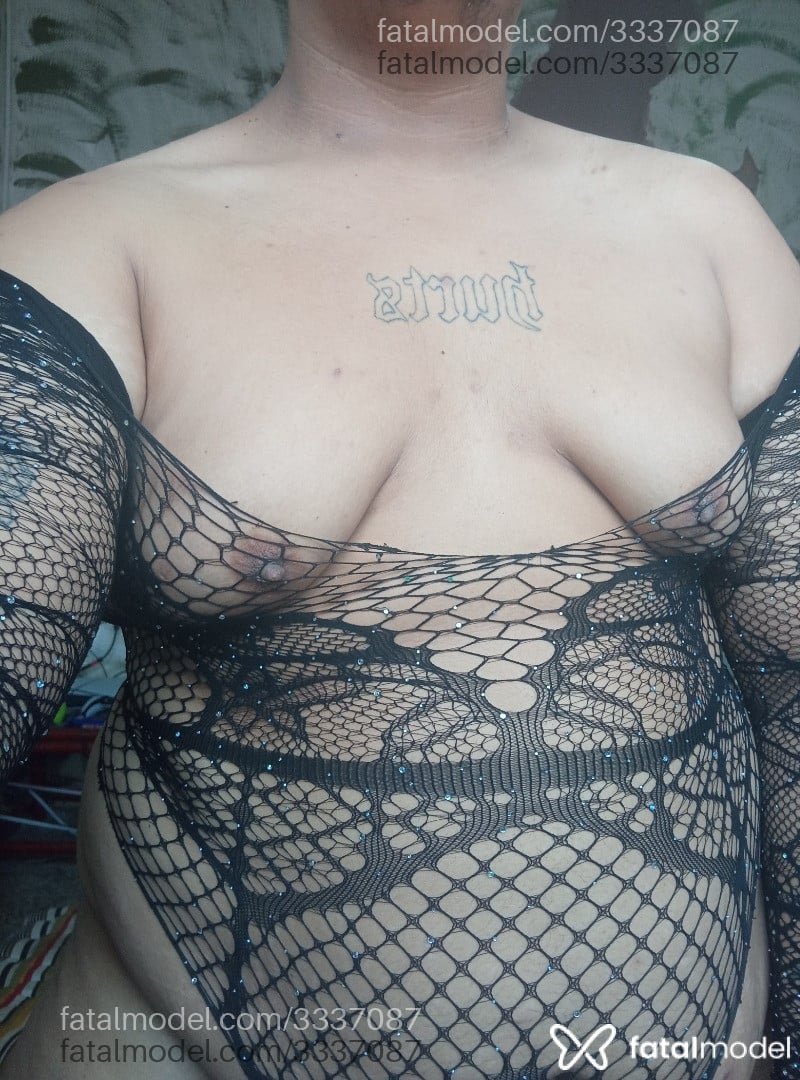 Acompanhante homem morena (o) de olhos castanhos - Vicky