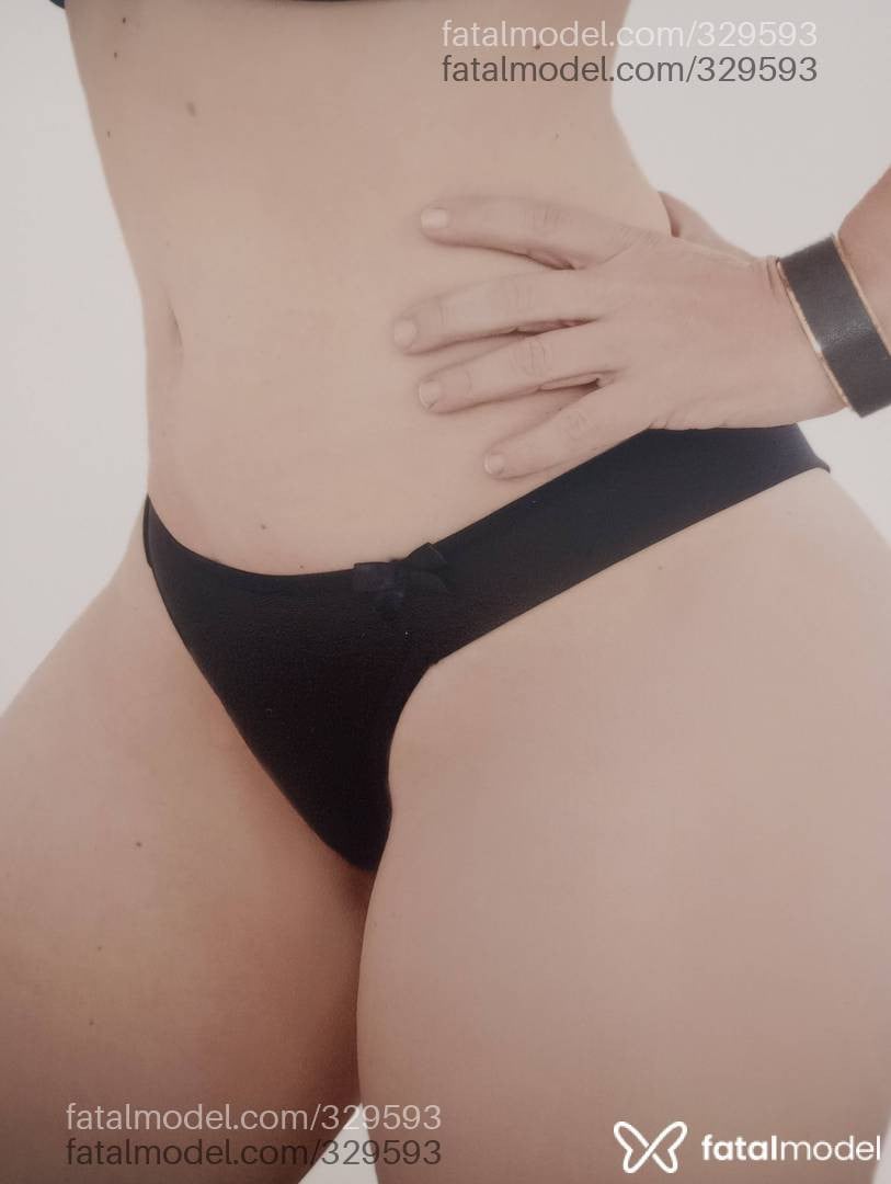 Acompanhante mulher com cabelo castanho de olhos castanhos em Itajaí - Sandra