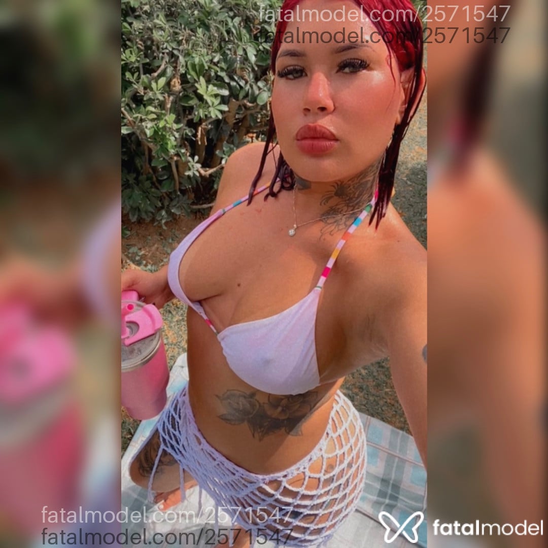 Acompanhante mulher ruiva (o) de olhos castanhos - Bianca