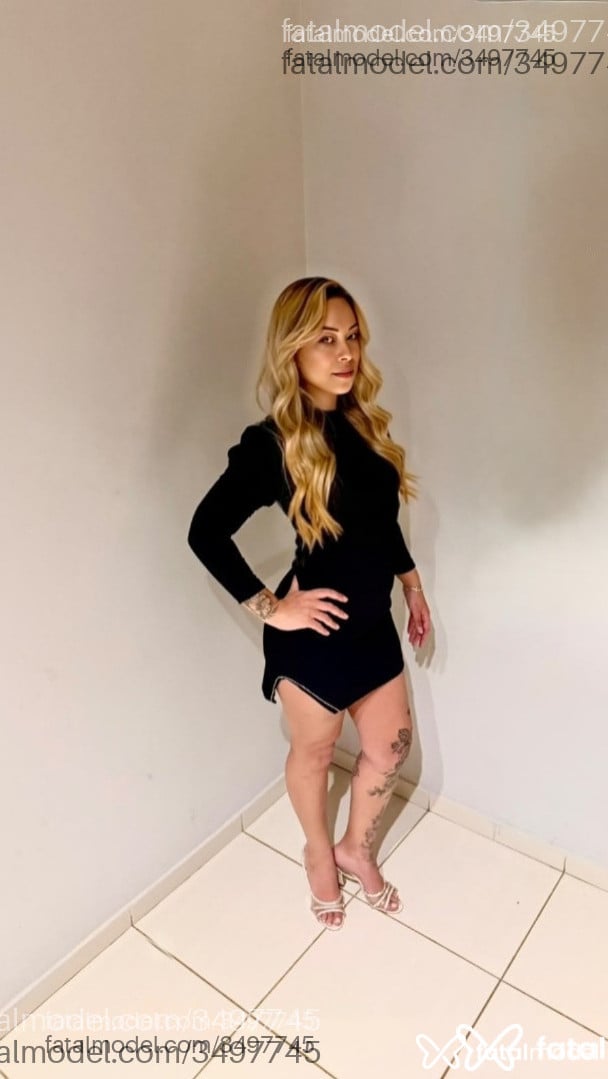 Acompanhante mulher loira (o) de olhos verdes - Verônica