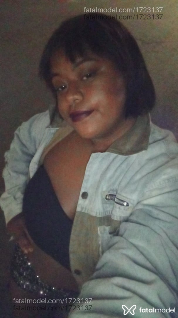Acompanhante mulher morena (o) de olhos castanhos - Aninha Eiraus